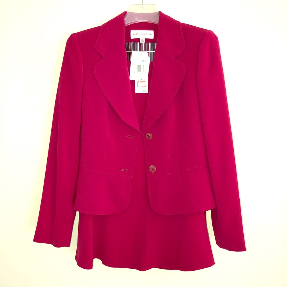 NWT Jones New York Swing Time Berry 2 PC Suit